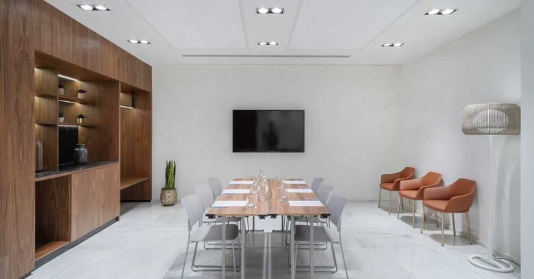 Melia White House Hotel