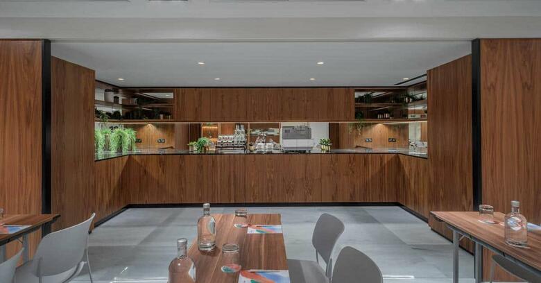 Melia White House Hotel