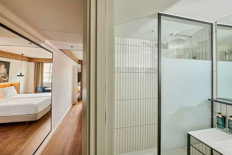 Melia White House Hotel
