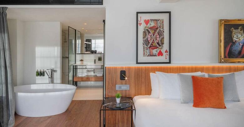 Melia White House Hotel