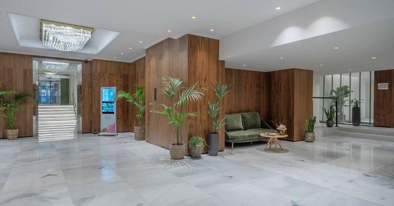 Melia White House Hotel