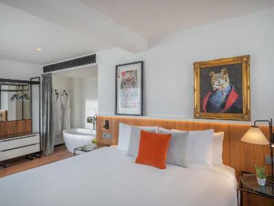 Melia White House Hotel