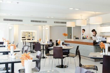 Aparthotel At Ease Saladaeng