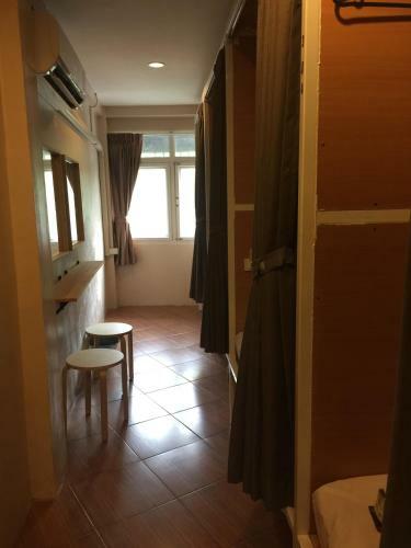 Albergue Vx The Fifty