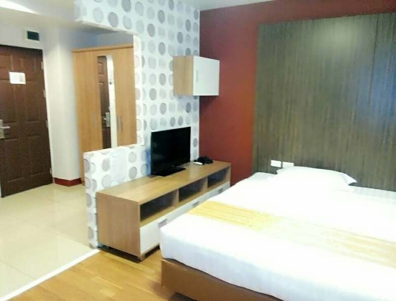 Hotel 101 Holiday Suite