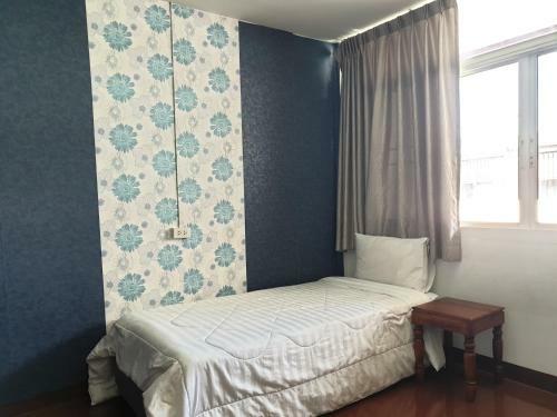 Hostal Apartment Khun Noy