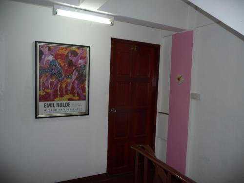 Hostal Apartment Khun Noy