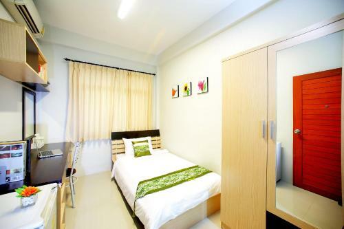 Hotel Smile Inn