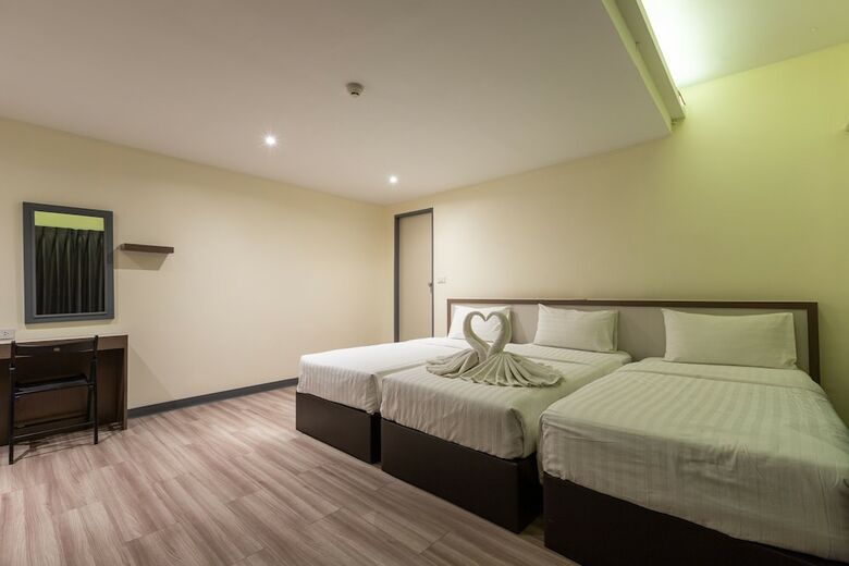 Siam Star Hotel