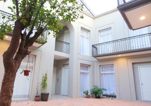 Hotel Mama Carlota