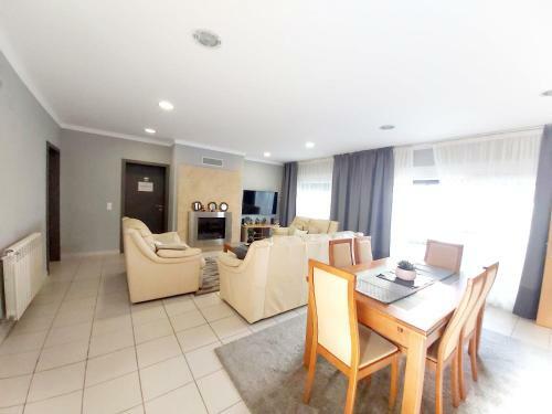 Milfontes Guest House