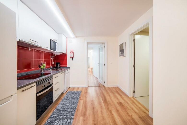 Lis Apartments