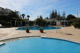 Hotel Cvl Club House