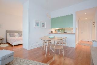 Aliados Luxury Apartment