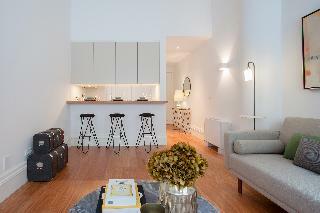 Aliados Luxury Apartment