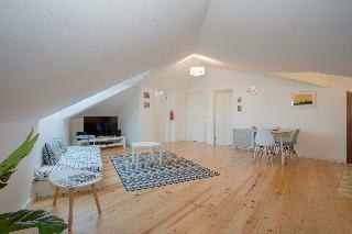 Cosy Downtown Apartments