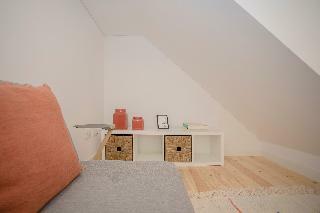 Terrace & Sunny Apartment