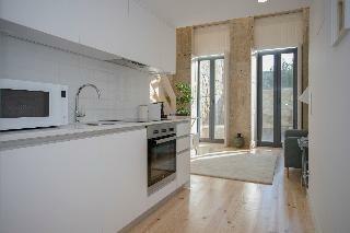 Terrace & Sunny Apartment