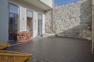 Terrace & Sunny Apartment
