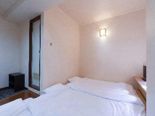 Oyo Sasebo Palace Hotel