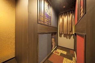 Centurion Hotel Residential Cabin Tower