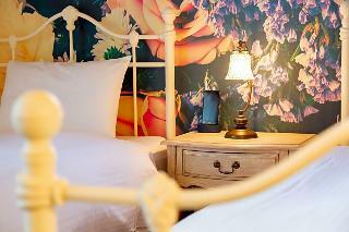 Japaning Hotel Oxa