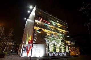 V Hotel Adults Only