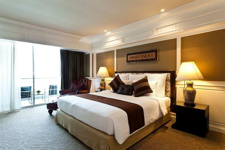 Hotel Royal Princess Larn Luang