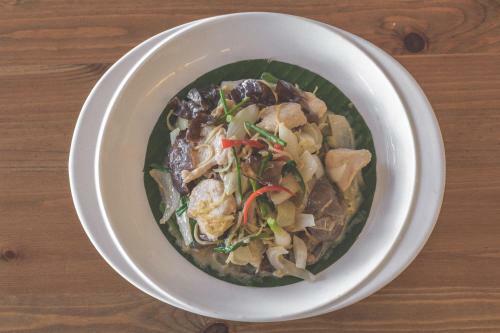 Glur Bangkok Hostel & Coffee Bar