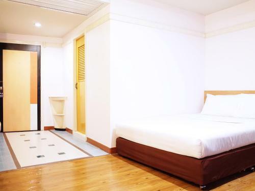 Bavana Hotel