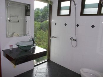 Mountain Seaview Luxury Apartments