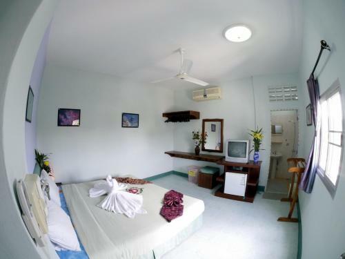 Hostal Dive Den