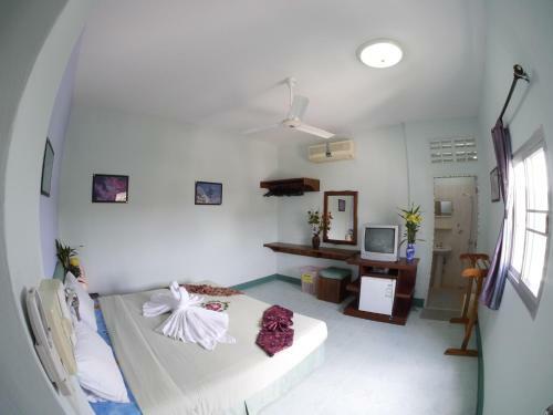 Hostal Dive Den