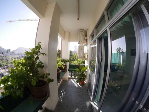 Hostal Dive Den
