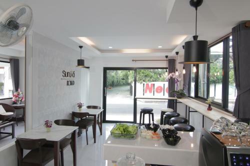 Hostal Gusto House