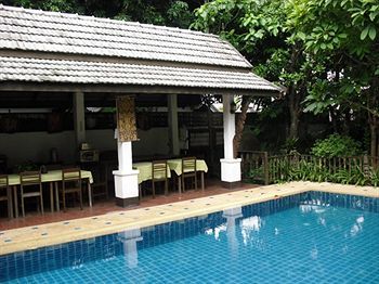 Hotel The Royal Shilton Resort