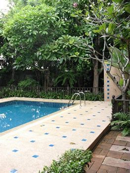 Hotel The Royal Shilton Resort