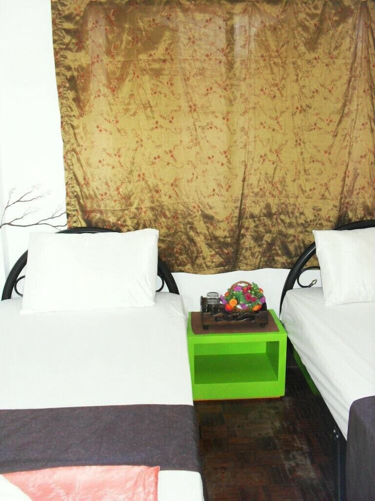 Hostal Naruncha Green House