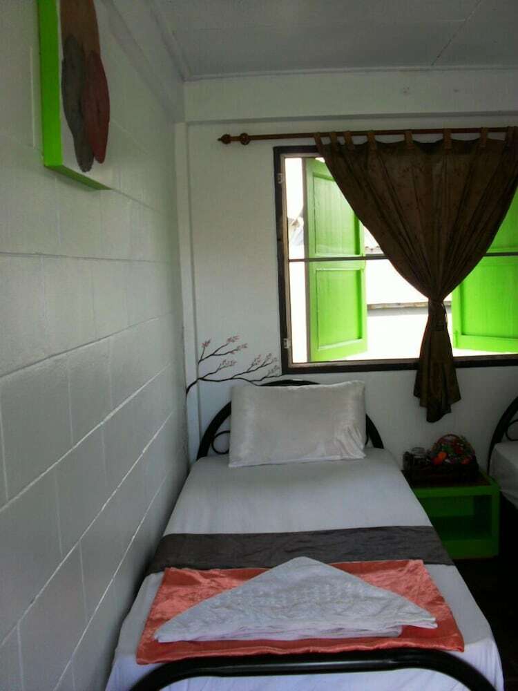 Hostal Naruncha Green House