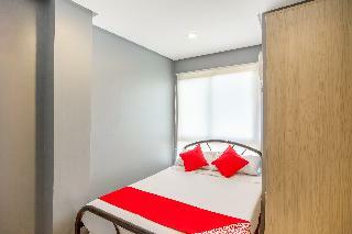 Hotel Oyo 521 Bacaca Suites