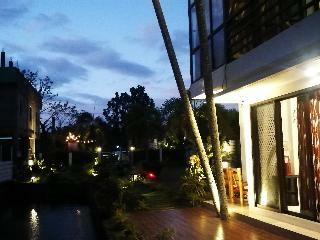 Hotel Casa Herminia Baler