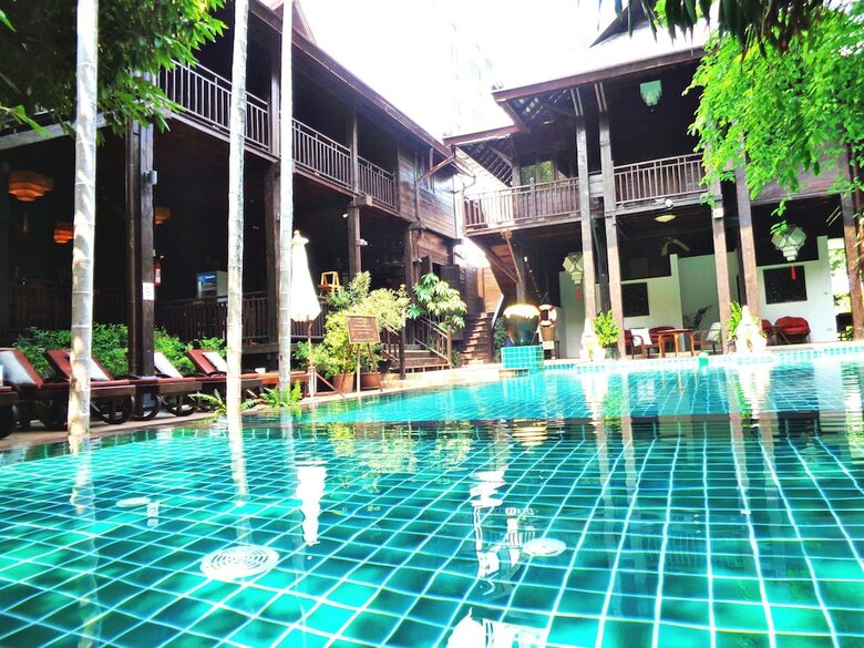 Hotel Yantarasri Resort