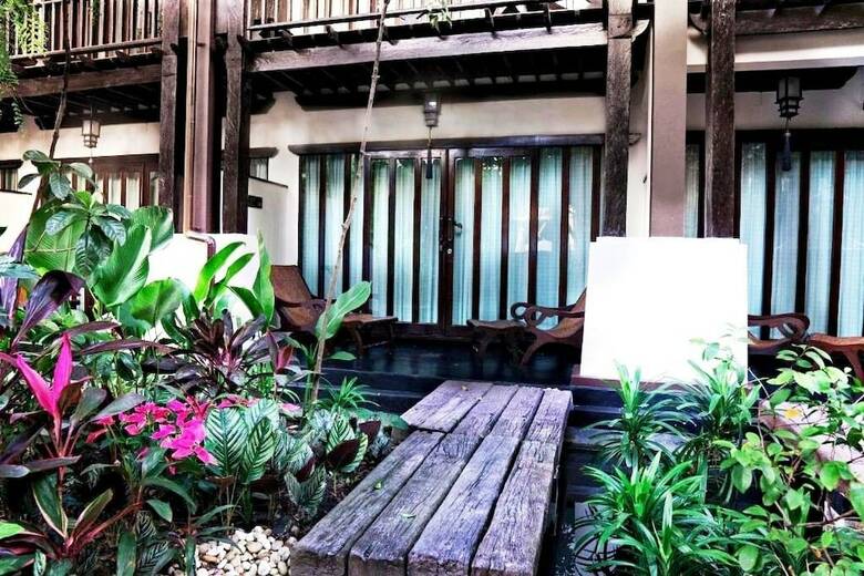 Hotel Yantarasri Resort