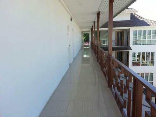 Hostal Inn Kham Apartment