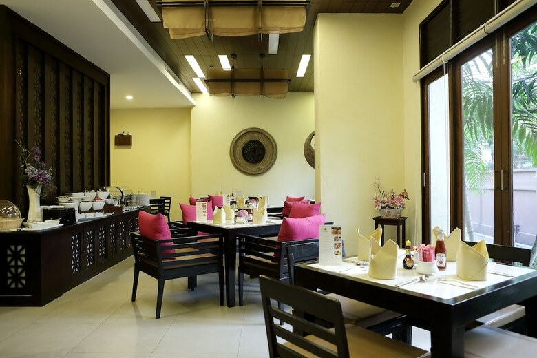 De Chai The Colonial Hotel