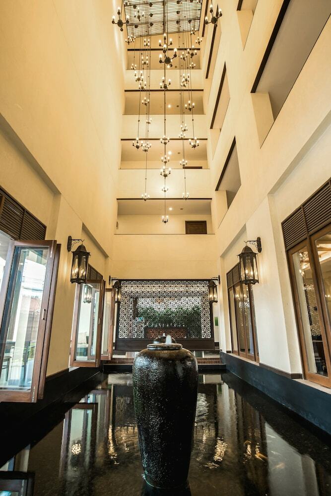 De Chai The Colonial Hotel