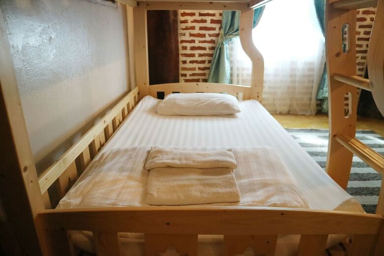Hotel Log Home Boutique