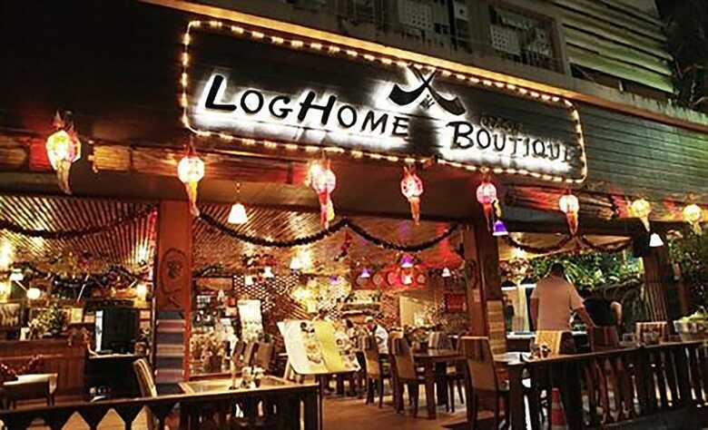 Hotel Log Home Boutique