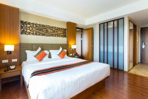 Poonpetch Hotel