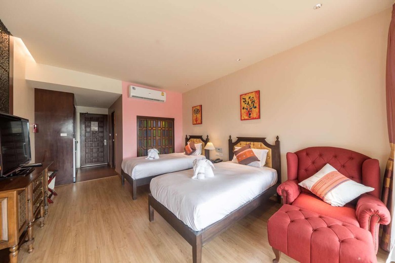 Sheik Istana Hotel